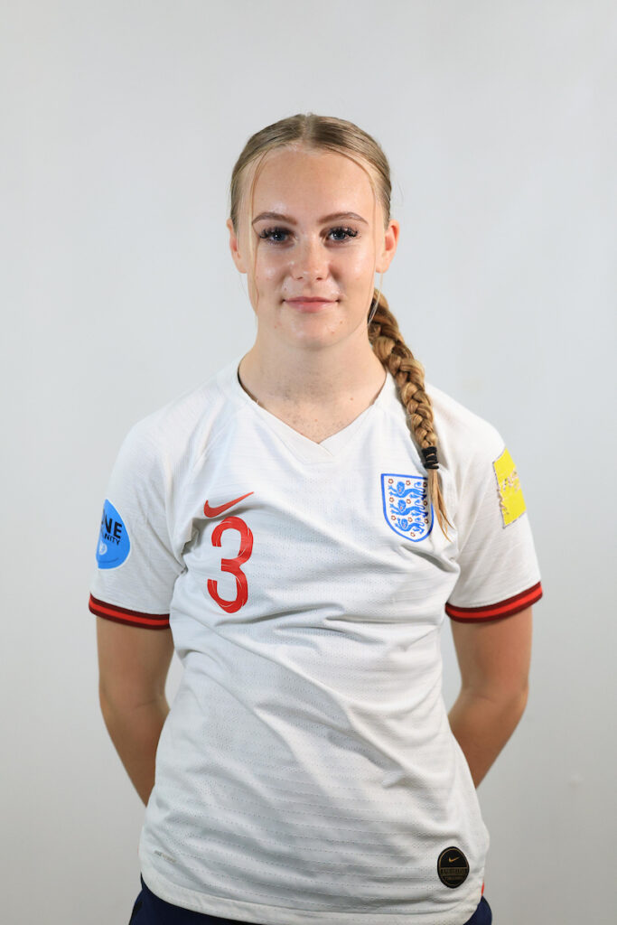 Chloe Andrews