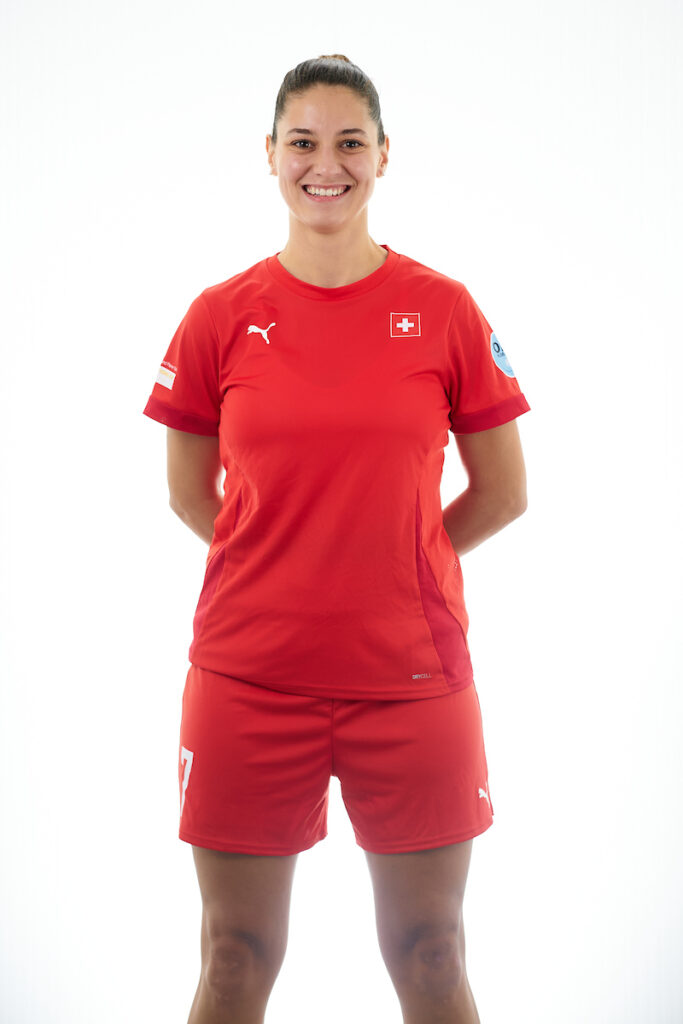 Larissa Bucher